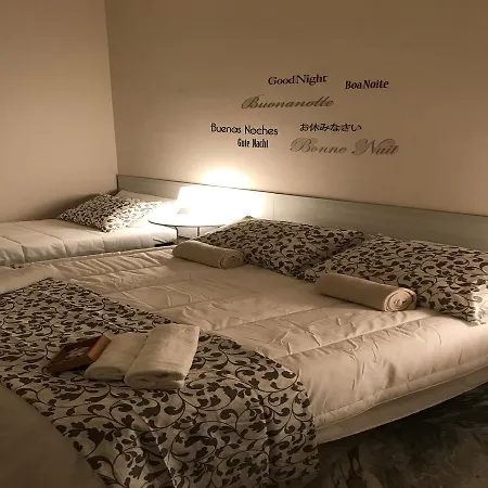 Myroom In Town-2